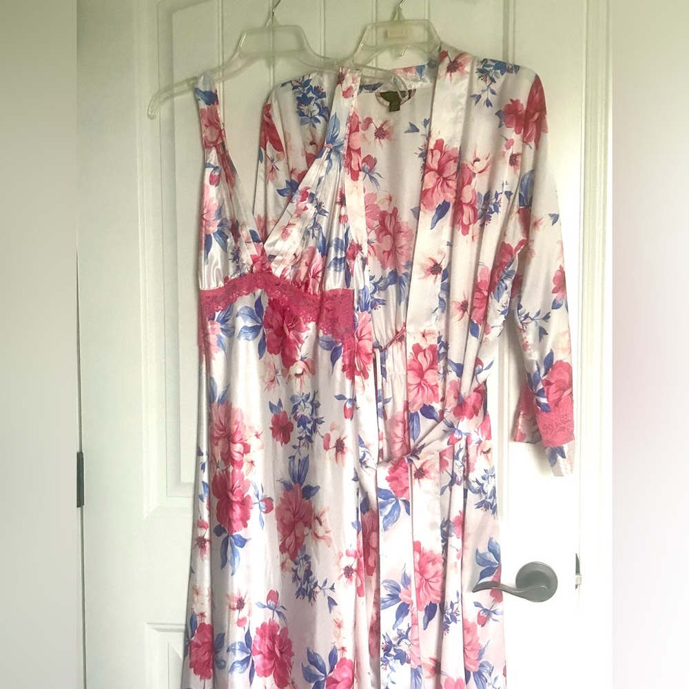 Vintage Thalia Sodi Intimates 2 Pc Floral Gown & Robe S/M